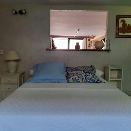 Un Apartamento Vacacional Con Detalles De Un Hogar Mairena del Aljarafe Exteriör bild