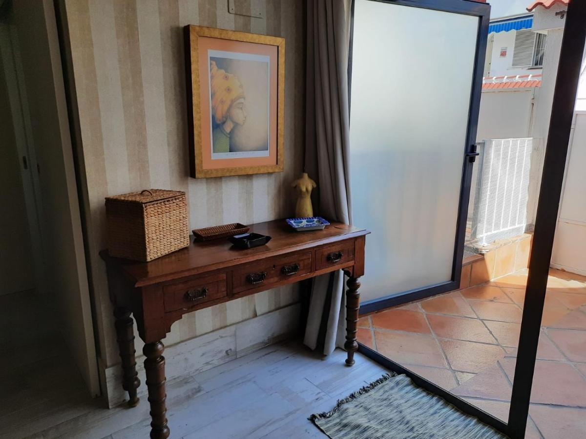 Un Apartamento Vacacional Con Detalles De Un Hogar Mairena del Aljarafe Exteriör bild