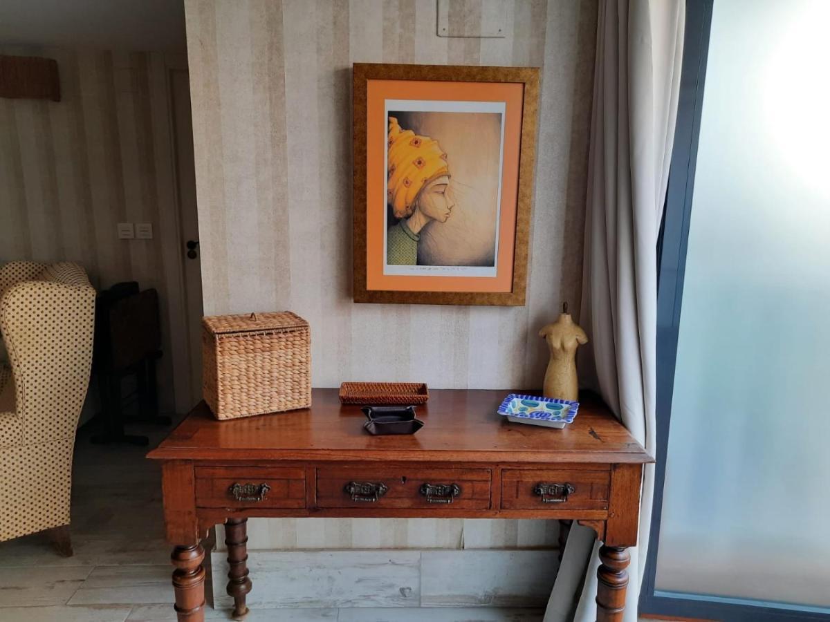 Un Apartamento Vacacional Con Detalles De Un Hogar Mairena del Aljarafe Exteriör bild